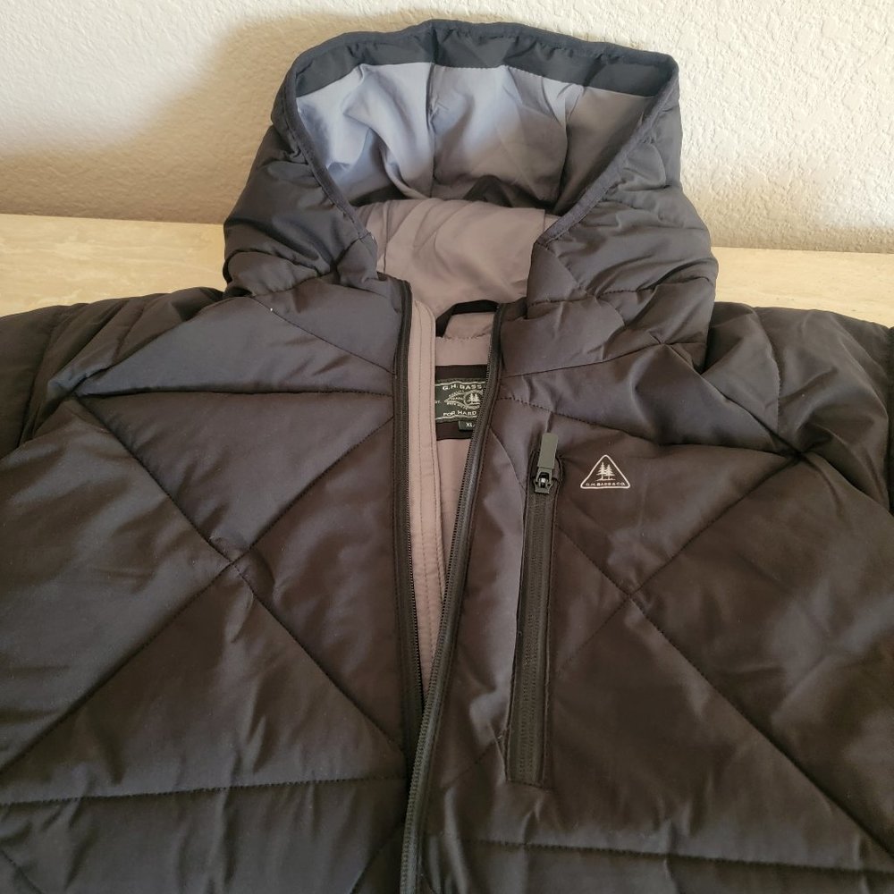 GH. Bass And Co. Men's Puffer Jacket Hooded NWT - Picture 7 of 9